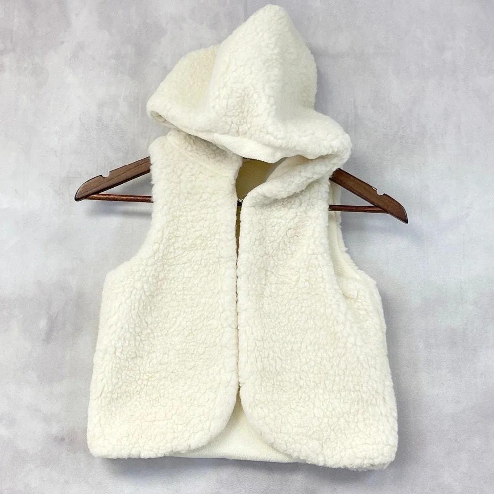 Lands End Teddy Sherpa Hooded Vest Kids 6X Cozy Cabin Minimal Outerwear Layering
